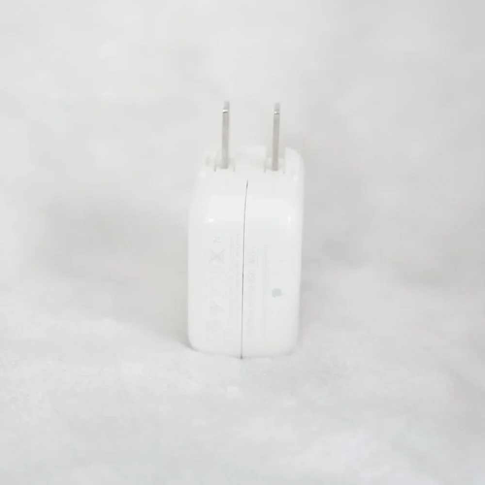 Apple 12W USB Power Adapter & Lightning to USB Cable